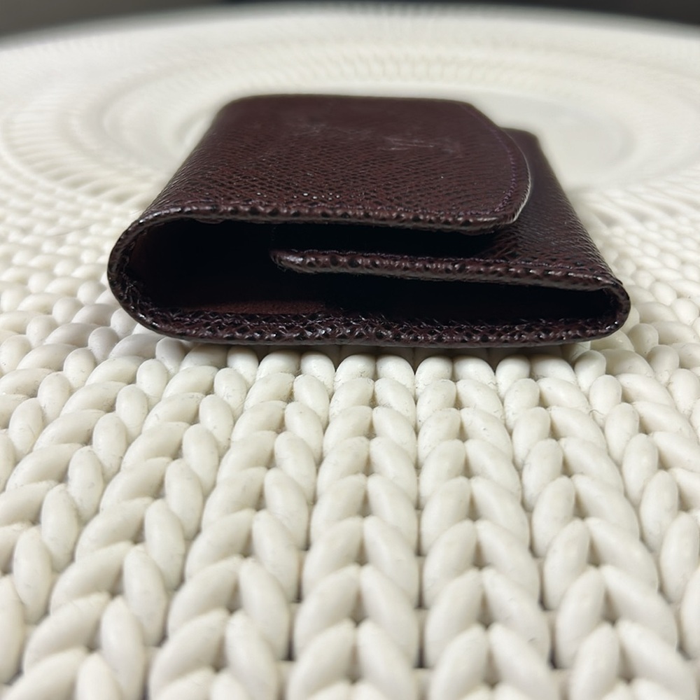 Louis Vuitton Taiga Leather Cufflinks Case - Picture 3 of 9